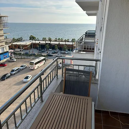 Raci Apartment *
