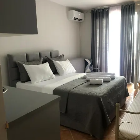 Apartment Raci *