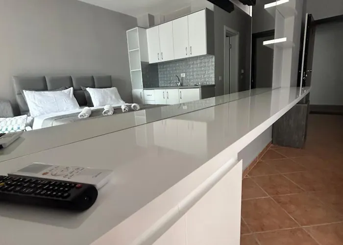 Апартаменты Raci *