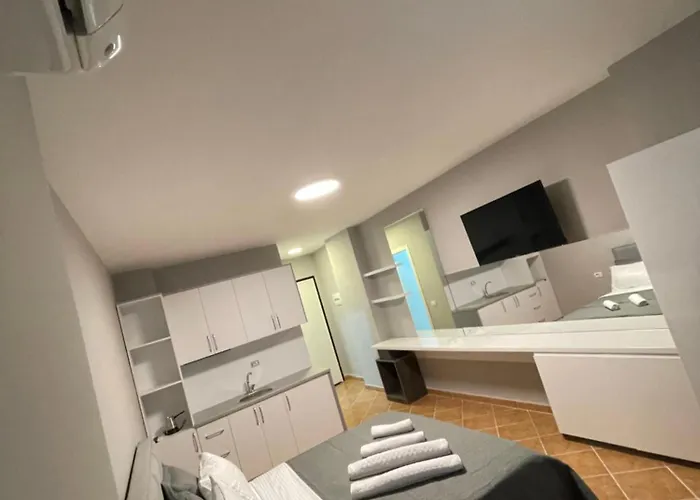 Апартаменты Raci Шенджин